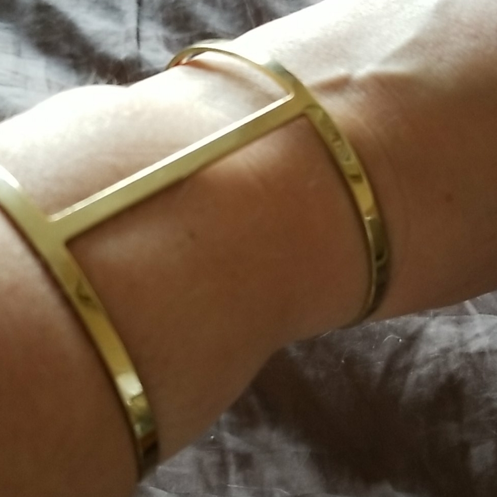 Bracelet - Picture 3 of 3